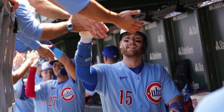 Kelly impulsa a Cubs en paliza sobre Toronto