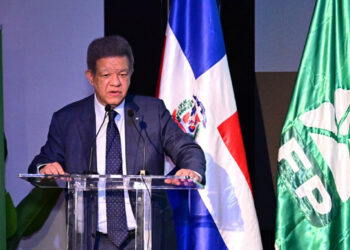 Leonel rechaza medidas anticrisis del Gobierno