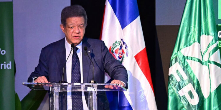 Leonel rechaza medidas anticrisis del Gobierno