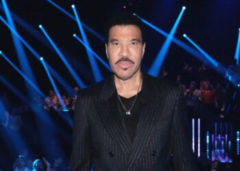 Lionel Richie interrumpe concierto por problemas de salud