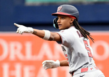Nacionales vencen a Rays con jonrones decisivos