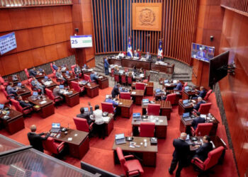 Senado recibe proyecto de reforma fiscal del Gobierno