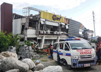 Terremoto en Filipinas deja más de 30 muertos