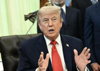 Trump anuncia acuerdo para reabrir el estrecho de Ormuz