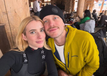 Emma Roberts contrae matrimonio con Cody John