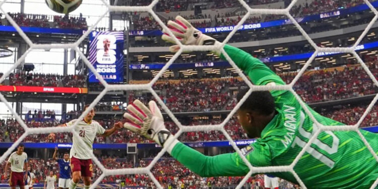 España derrota a Francia y jugará la final del Mundial