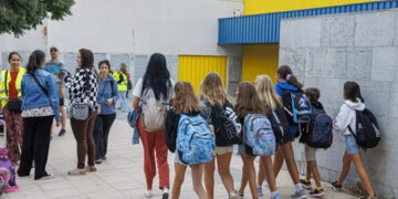 Expertos prevén 1.3 millones menos de estudiantes en 2041
