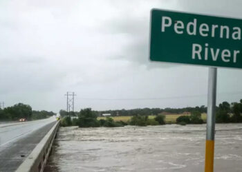 Fuertes tormentas provocan inundaciones en Texas