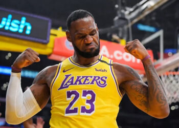 LeBron James jugará su última etapa con los Sixers