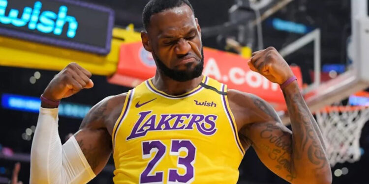 LeBron James jugará su última etapa con los Sixers
