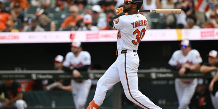 Leody Taveras guía triunfo de Orioles sobre Reales