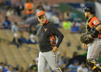 Muere Phil Regan, histórico entrenador de béisbol