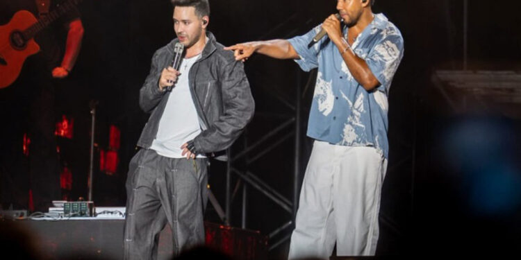 Romeo Santos y Prince Royce conquistan Barcelona