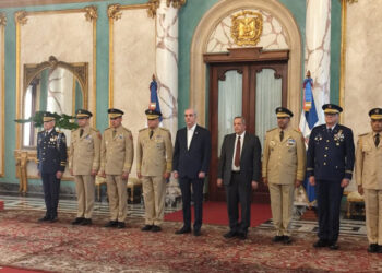 Abinader juramenta nuevos mandos militares y policiales