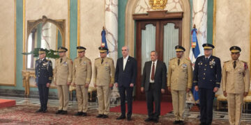 Abinader juramenta nuevos mandos militares y policiales