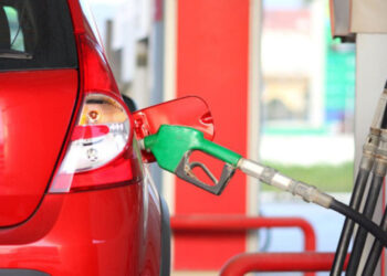 Gobierno vuelve a subir gasolina y gasoil regular