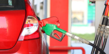 Gobierno vuelve a subir gasolina y gasoil regular