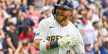 Jake Bauers guía triunfo de Cerveceros ante Bravos