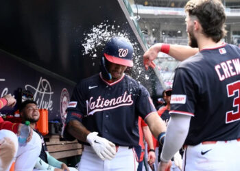 Lile jonronea y Nacionales vencen 7-1 a los Rockies