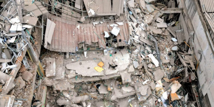 Ministro de Vivienda de Colombia, criticado tras terremoto