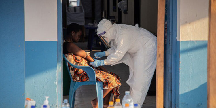 OMS alerta que brote de ébola puede ser el peor de la historia