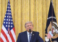Trump amenaza con declarar estadounidense el estrecho de Ormuz