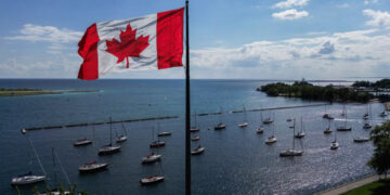 Trump ordena renombrar el lago Ontario como lago América