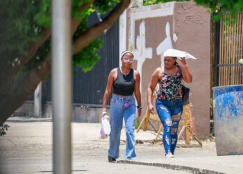 Vaguada provocará lluvias y calor en República Dominicana