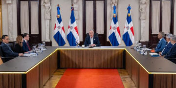 Abinader proyecta RD$40,000 millones en subsidios a combustibles