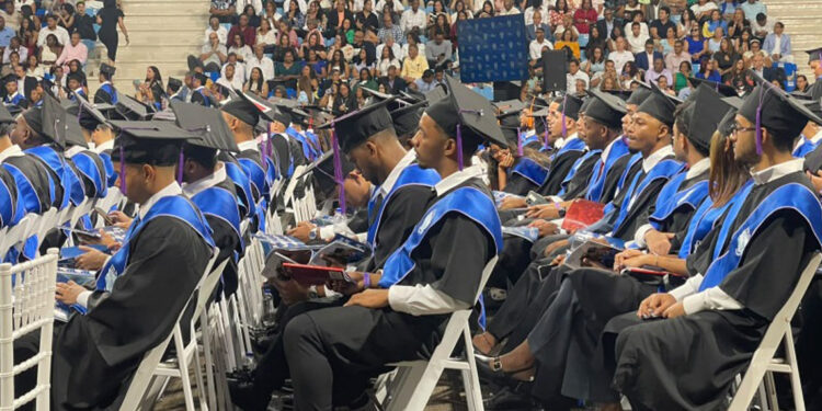 ITLA gradúa a 594 profesionales en áreas tecnológicas
