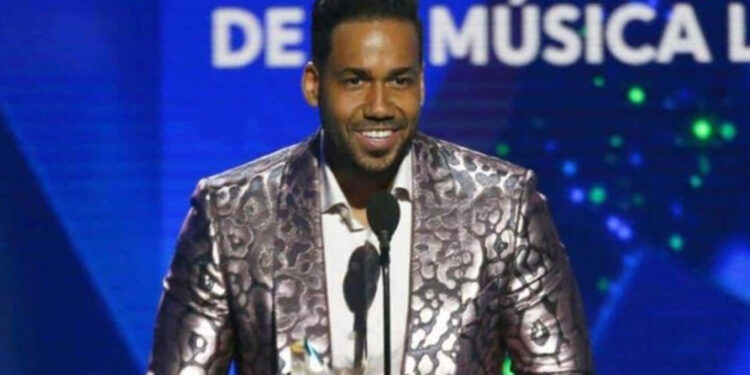 Romeo Santos gana cuatro Premios Billboard Latinos 2026
